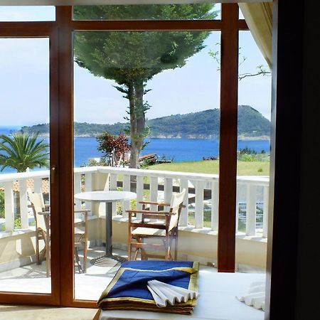Kinira Beach Hotel Værelse billede