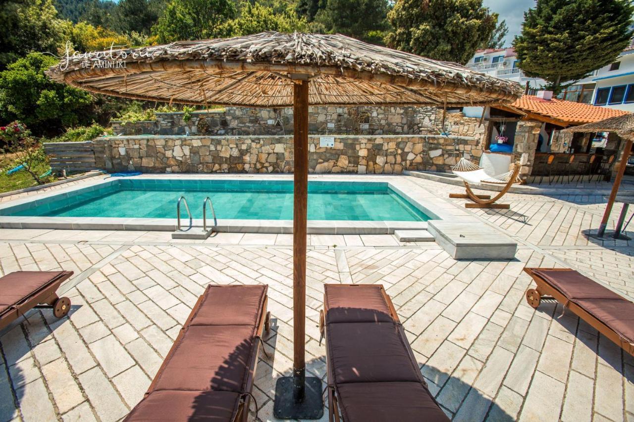 Kinira Beach Hotel Eksteriør billede